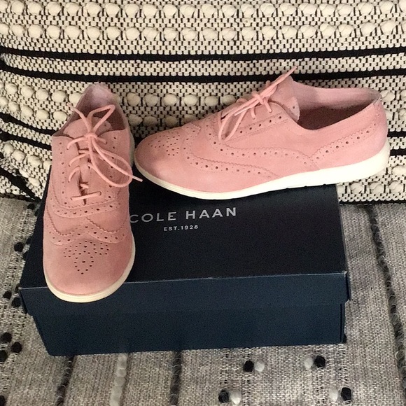 Cole Haan Shoes - Cole Haan Grand Tour Oxford Sneakers. Like new🎀